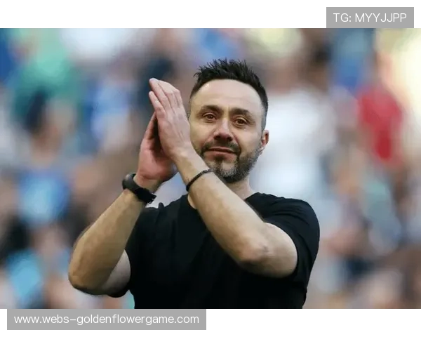 曼联有意聘请德泽尔比执教,需说服其适应俱乐部运营模式